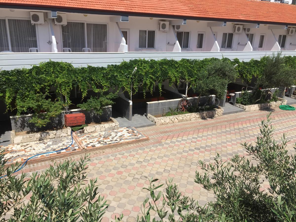 Karakas Motel Айвалик Екстер'єр фото