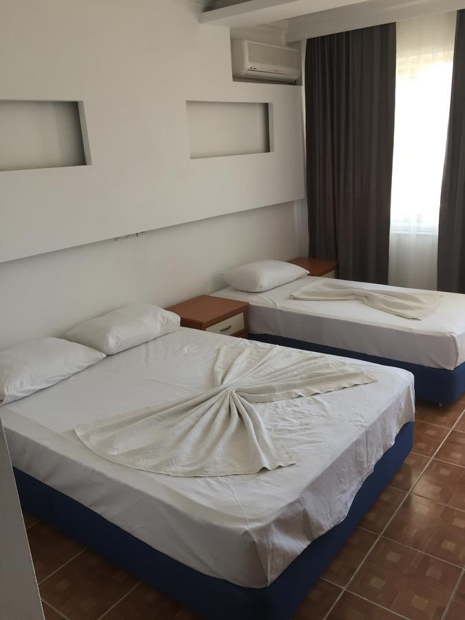 Karakas Motel Айвалик Екстер'єр фото